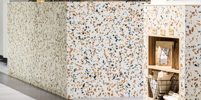 Comptoir habillé en terrazzo