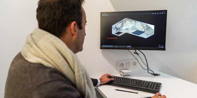 L'architecte du bureau d'études réalise des simulations de vos projets
